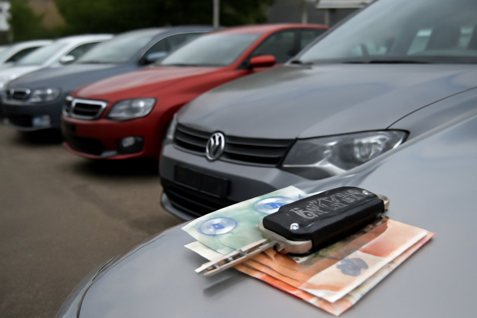 Najlepsze używane auta do 30 000 zł – sprawdzone typy i porady