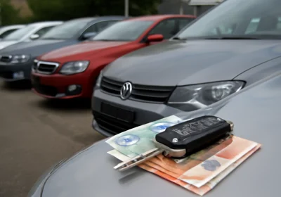 Najlepsze używane auta do 30 000 zł – sprawdzone typy i porady